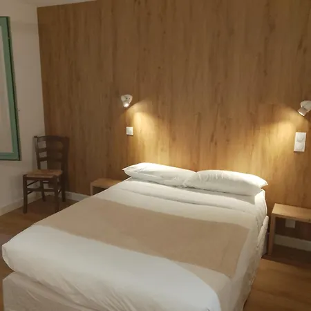 Chez Yves , 200 M Du Canal , 7 Min De Golfech , Parking Prive Et Gratuit , Rangement Velo Fermes * Pommevic