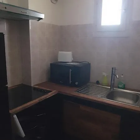 Oda ve Kahvaltı Chez Yves , 200 M Du Canal , 7 Min De Golfech , Parking Prive Et Gratuit , Rangement Velo Fermes Pommevic